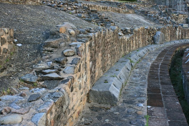 _AMPHITHEATRE_TROIS_GAULES_10