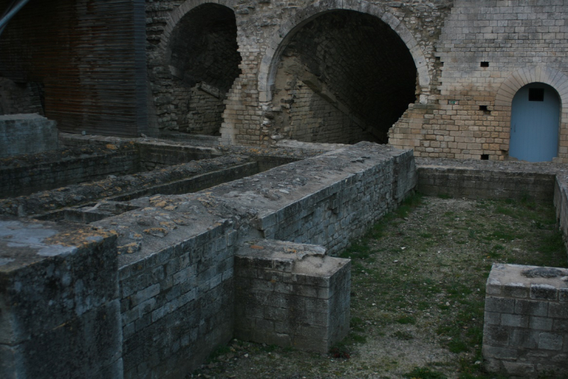 THEATRE_ARLES_01