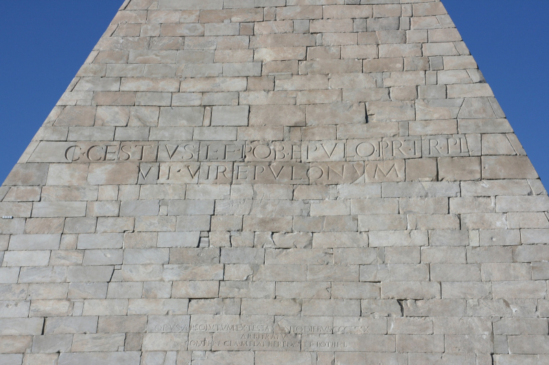 PYRAMIDE _CESTIUS_03